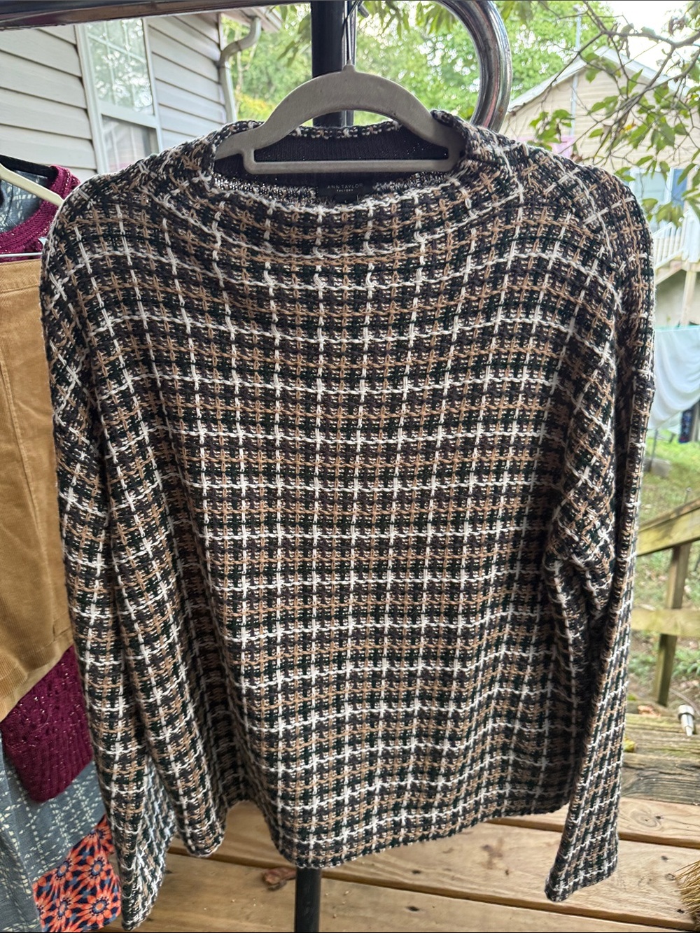 Ann Taylor Women’s large Plaid Knit Sweater just dry cleaned 26” length